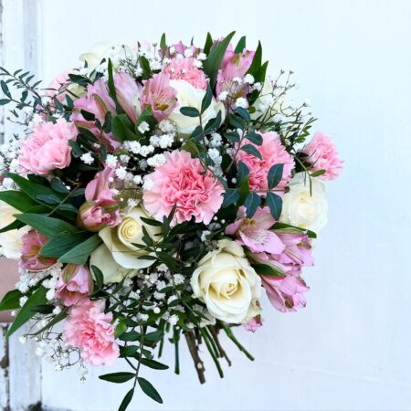 pink-carnation-gypsophila-alstroemeria-white-rose-bouquet