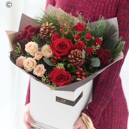 yuletide-magic-bouquet